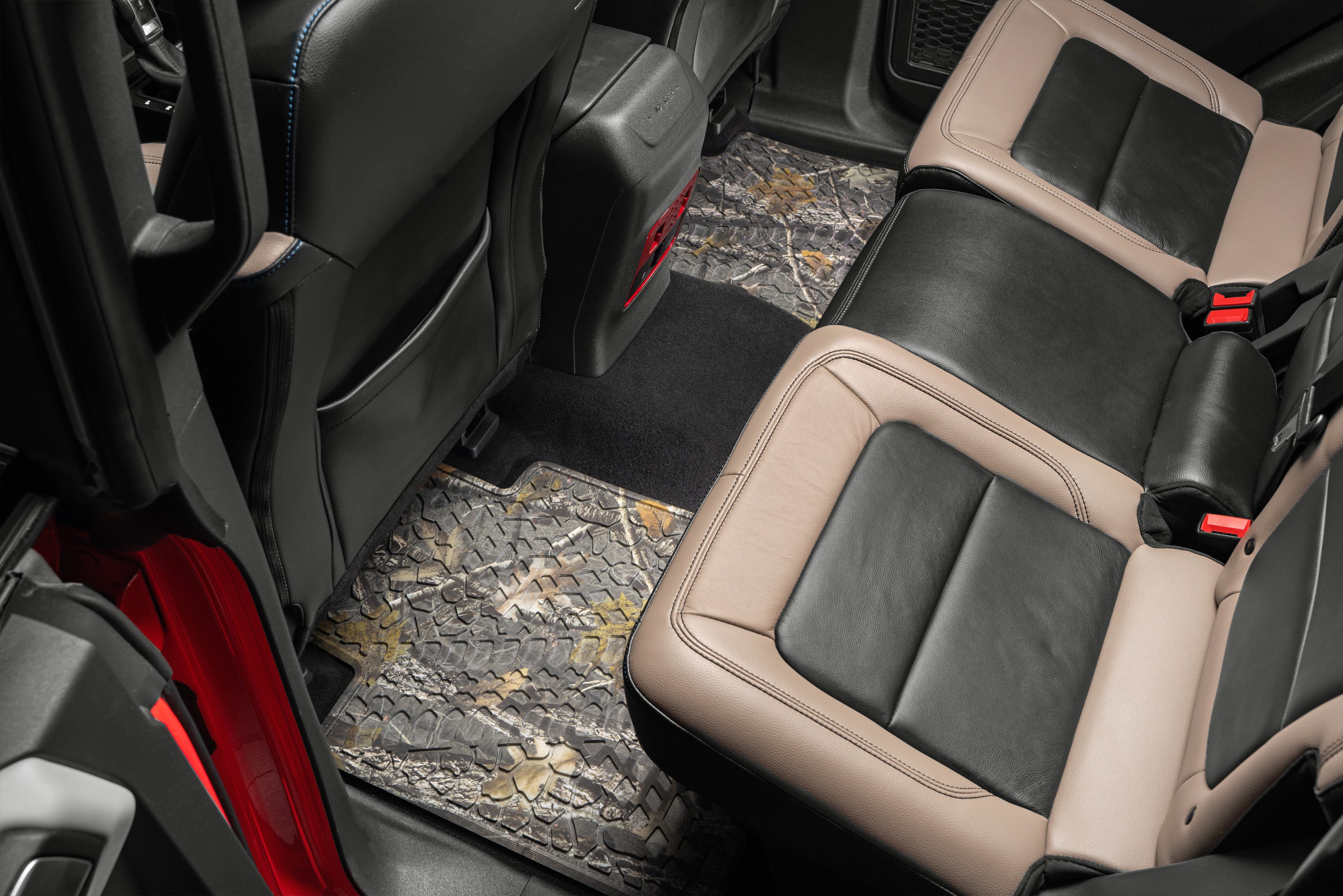 Bronco Floor Mats 21-23 Ford Bronco 4 Dr 4 Piece Tire Tread/Scorched Earth Scene - Rugged Woods FlexTread
